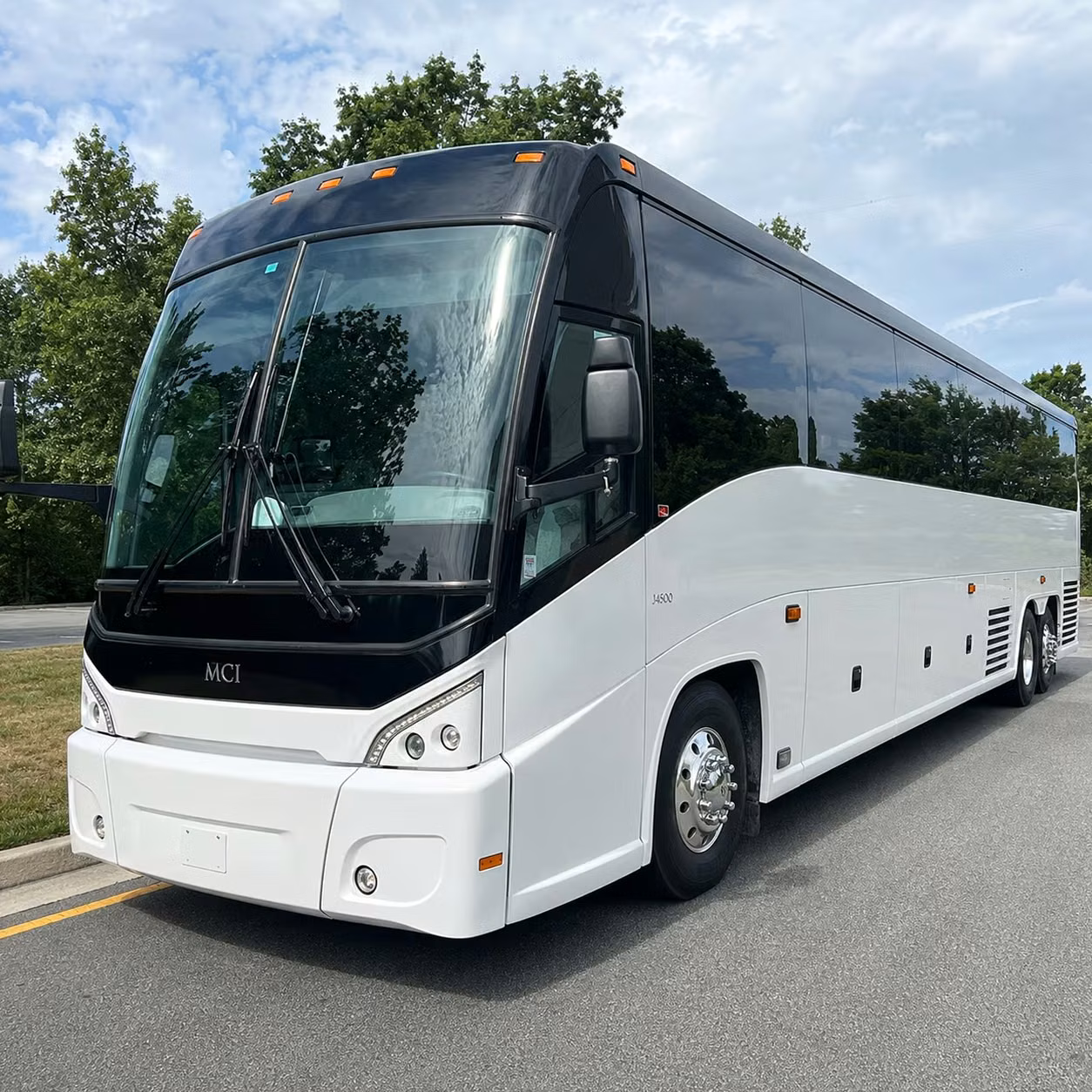 charterbusrentaltroymi com is here for long term government shuttle contracts in troy